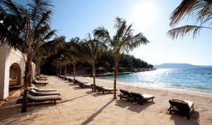 Angel's Peninsula Resort - Sandy Beach