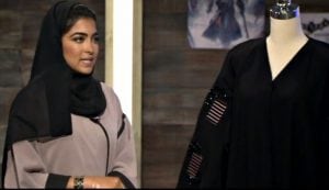 1-solar-powered-abayas-manaal-alhammadi-lights-up-abu-dhabi-world-future-energy-summit