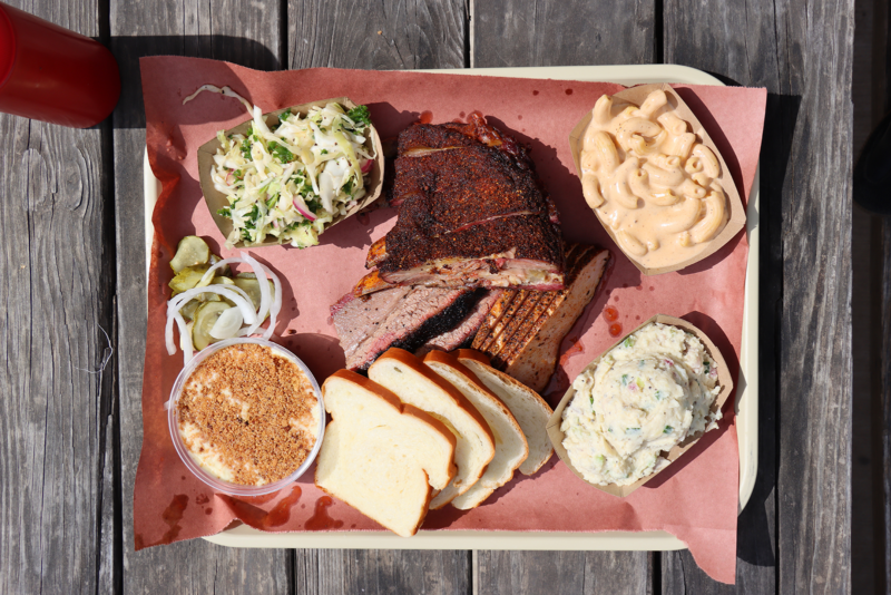 picture of barbeque food on a platter